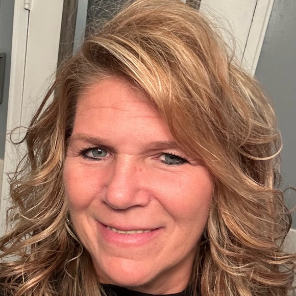 debbieg8177